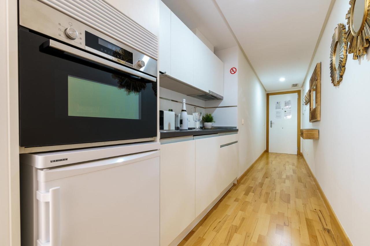 Malagasuite Cozy Center Apartment & Parking Buitenkant foto