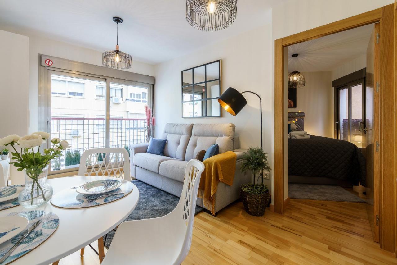 Malagasuite Cozy Center Apartment & Parking Buitenkant foto