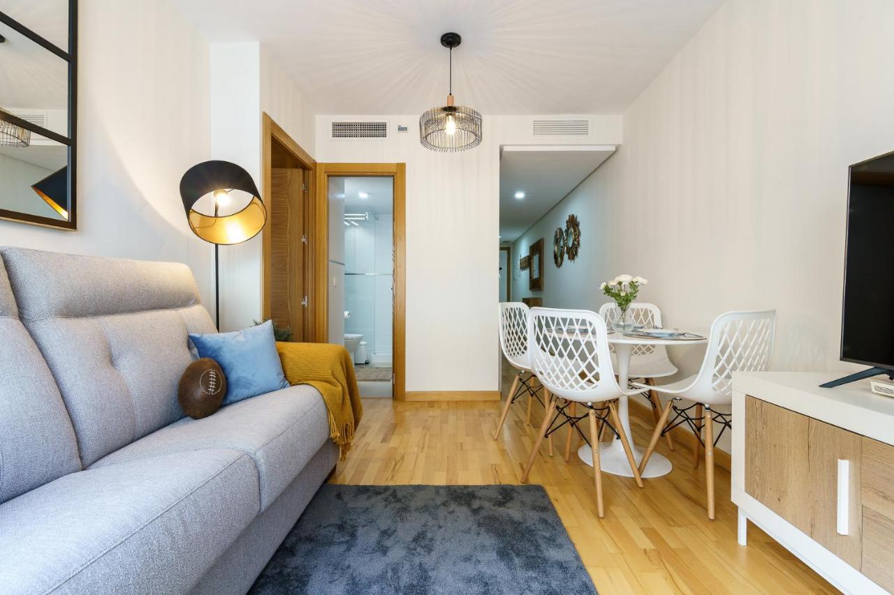 Malagasuite Cozy Center Apartment & Parking Buitenkant foto