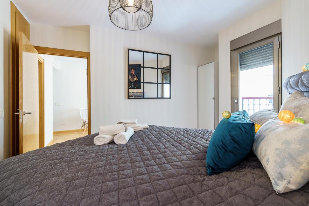 Malagasuite Cozy Center Apartment & Parking Buitenkant foto